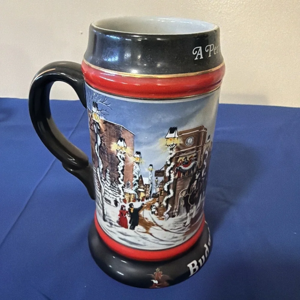 Vintage 1992 Budweiser Holiday Stein 